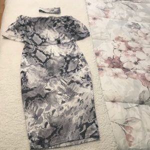 Frill top snake skin tube dress w matching chocker